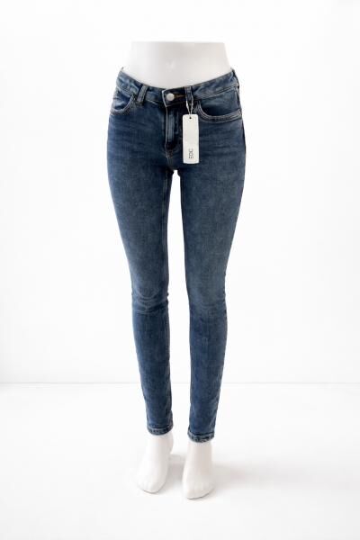 Mädchen Jeanshosen - verschiedene größen 