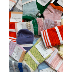 250 pairs of branded socks - women - F/S collection - mixed premium lot - only 499 €