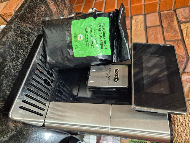 Kaffee Bohnen & gemahlen – 4.200 kg – 3€/kg