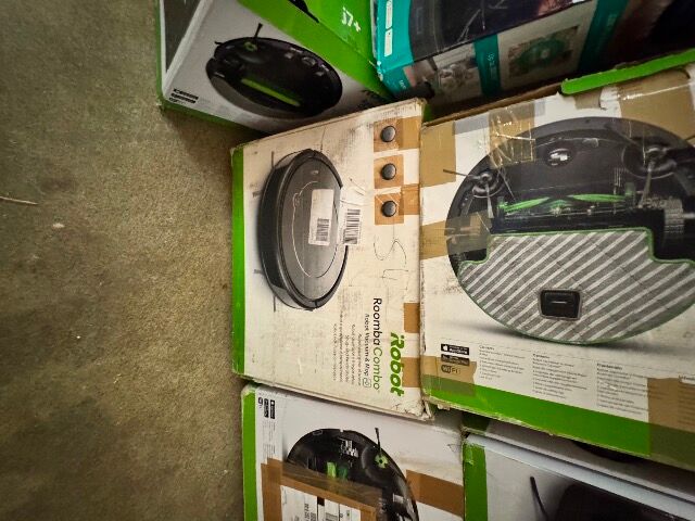 Saugroboter Konvolut 16 Stück | Markenware | Ungeprüfte Retouren | u.a. iRobot Roomba j7+ & Roborock S7 MaxV | B2B