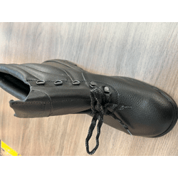 Circa 120 Paar neue (NOS) Sicherheitsschuhe Bergmann – Komplettposten – 999,00 € netto
