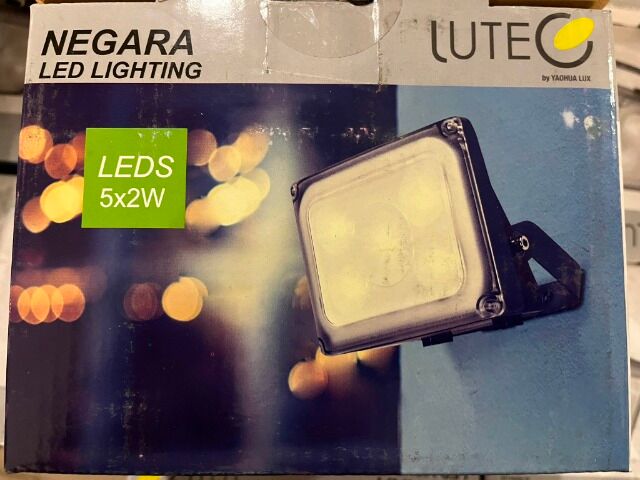 LED outdoor floodlight LUTEC NEGARA 10W 644lm 4100K Neutral white floodlight