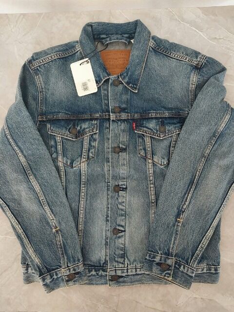 Markenbekleidung Mix 460 Stk. – Levi's, Adidas, Nike, Puma, Plein sport , DKNY, Jack & Jones, Lacoste u.v.m. – Neu