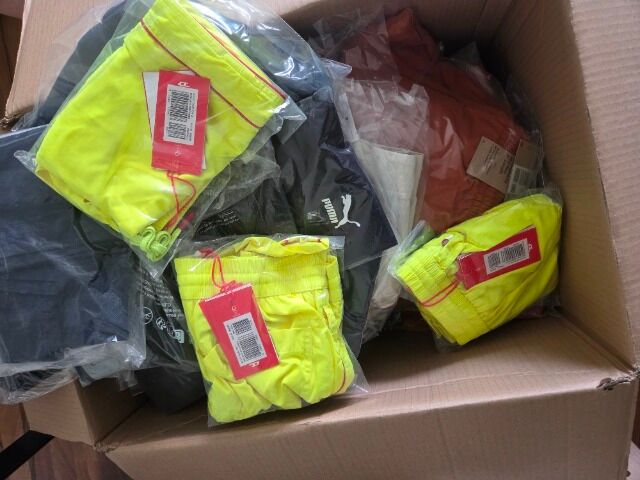 Markenbekleidung Mix 460 Stk. – Levi's, Adidas, Nike, Puma, Plein sport , DKNY, Jack & Jones, Lacoste u.v.m. – Neu