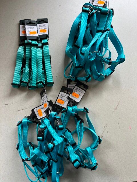 Restposten HUNTER Ecco Sport Hundegeschirre & Halsbänder – 14 Teile – Neuware