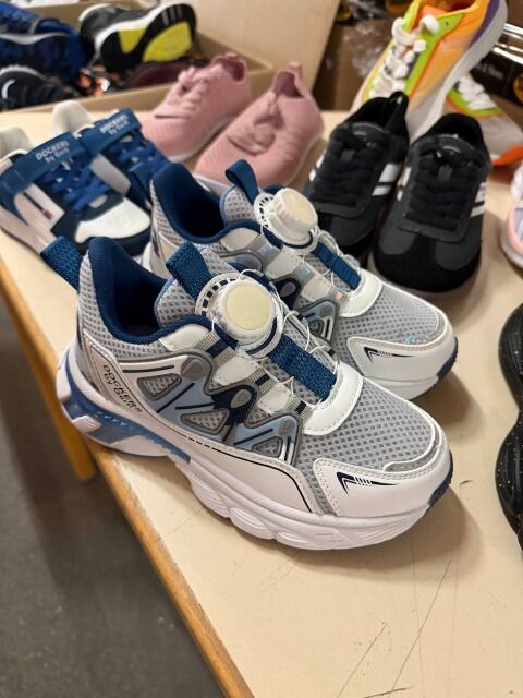 7,50 €/Paar DOCKERS Schuhmix Kinder, Kat. A/Muster, neue aktuelle Modelle, kompletter Größenlauf, Lager Deutschland