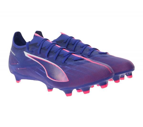 PUMA ULTRA 5 PLAY Match FG/AG Fußball-Schuhe mit SPEEDSYSTEM-Außensohle Trainings-Schuhe mit FastTrax-Stollendesign Sport-Schuhe Schnür-