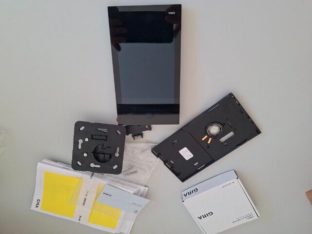 6 Gira G1 PoE glas/schwarz (206905) – Neuware, Restposten, nur B2B