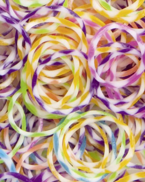 FOLIA - Rubber Loops BLÜTE FARBIG SORTIERT-500 Stück, 25 S-Klipse, 1 Häkelnadel
