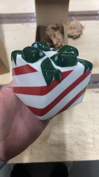 Ausverkauf: Keramik-Geschenkbox mit Sternausschnitt, Teelicht-Lampe, dekoratives Stern-Nachtlicht – das perfekte Geschenk zu Weihnachten und zum Geburtstag