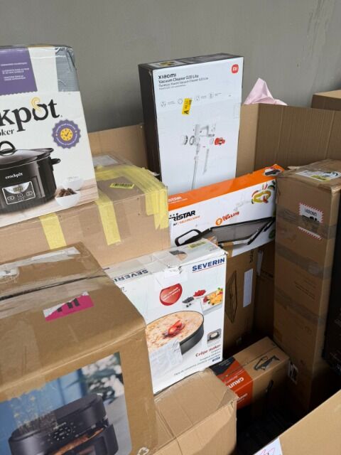 Wholesale Offer (RETAIL PRICE -75%) Mixed pallets of electrical goods