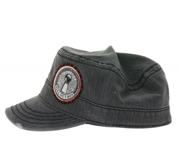 "FALL OUT BOY" Unisex Cap Baumwoll-Cap im millit&auml;rischen Schnitt mit leicht gebogenen Schnitt Grau/Rosa