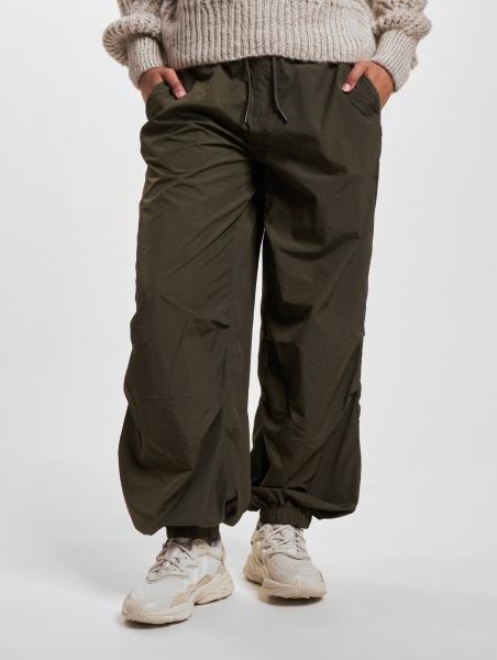 l&auml;ssige Only Damen Jeans Oliv-Gr&uuml;n