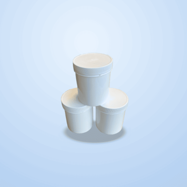 500 ml white plastic containers at the best price | 90x110 mm | Screw-on lids with tamper-evident seals | Leak-proof | For powders and creams
