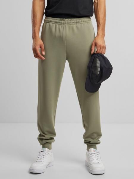 stylische Urban Classics Herren Jeans Stretch Gr&uuml;n