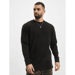Comfortable URBAN CLASSICS Men's T-Shirt, 180 g/m², cotton, black