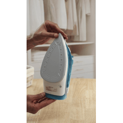 Dampfbügeleisen 1800 Watt – Dampffunktion – 250-ml-Wassertank