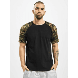 lässiges Urban Classics Herren T-Shirt 140 g/m² mit Baumwolle Camouflage