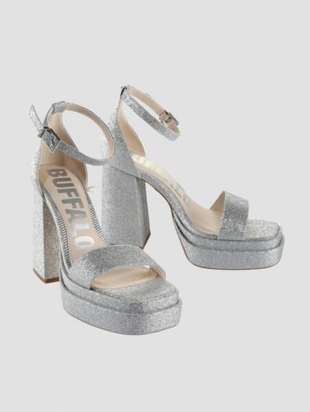 bequeme Buffalo Damen Sandalen Silber