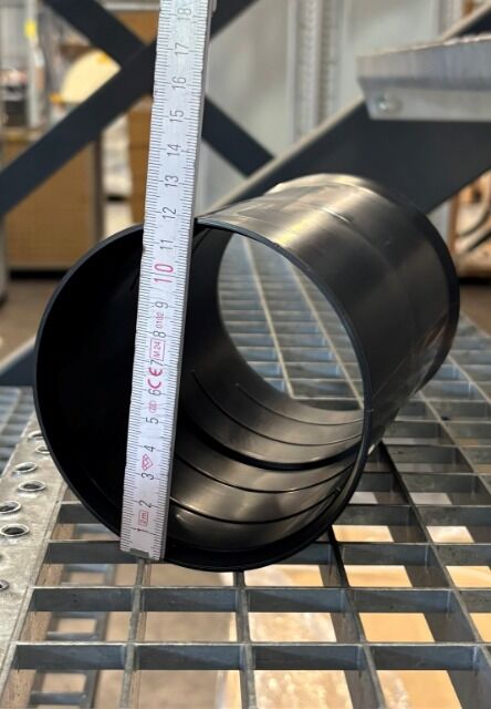 Sonderposten – 14.990 HDPE-Kunststoffdoppelsteckmuffen DN 110 (Neuware)