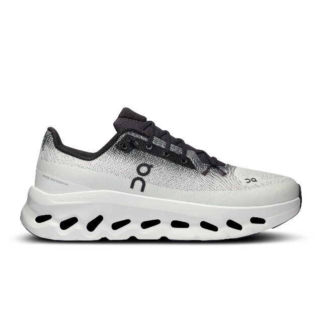 150 Paar Cloudtilt ON Running Black/Ivory 3ME10101430 Schuhe