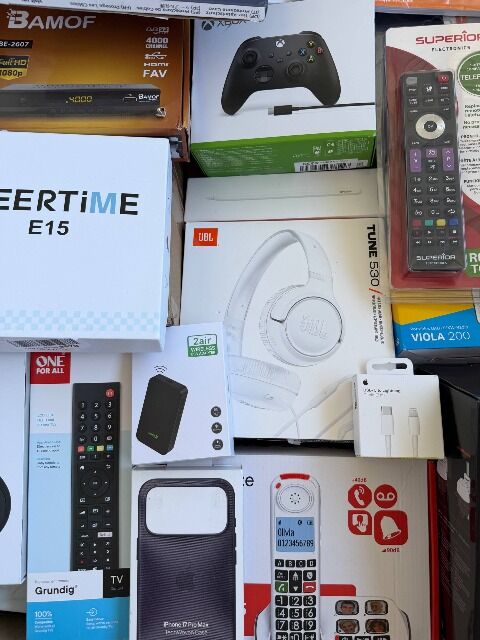 Amazon Returns Consumer Electronics & Office Supplies Pallet - 317 Items - €8.50/Item