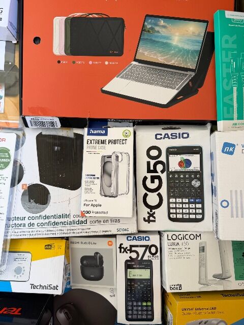 Amazon Returns Consumer Electronics & Office Supplies Pallet - 317 Items - €8.50/Item