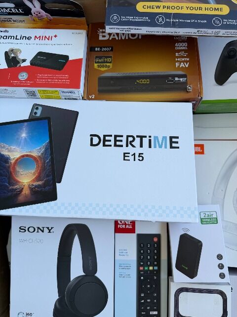 Amazon Returns Consumer Electronics & Office Supplies Pallet - 317 Items - €8.50/Item