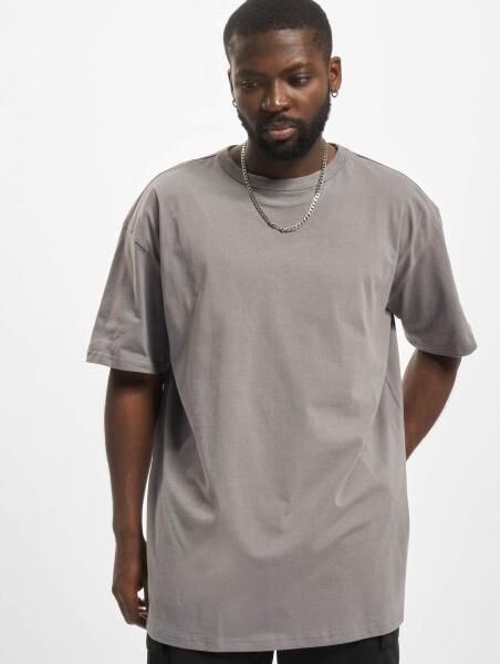 sportliches Urban Classics Herren T-Shirt 180 g/m&sup2; mit Baumwolle Grau