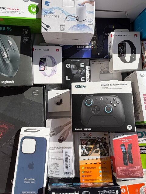 SMALL ELECTRONICS - AMAZON RETURNS FOR RESALE – 75% BELOW RETAIL – UNTESTED – 367 ITEMS – 13,97€/ITEM - 34,19€/KG - P03987, EL