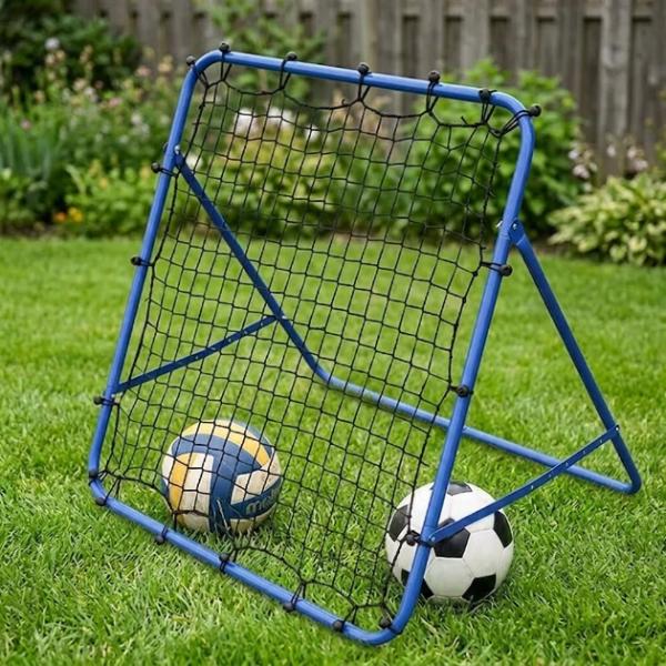 SpikeBack – zusammenklappbares Rückprallnetz | Trainingsnetz mit einstellbarem Winkel für Fußball und Volleyball