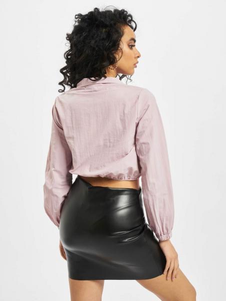 Missguided Kurze, leichte Shell-Jacke mit Fronttasche in Rosa