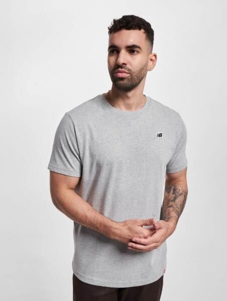 bequemes New Balance Herren T-Shirt mit Baumwolle Grau
