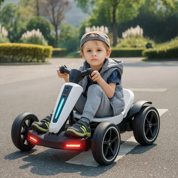 SuperKart Kids Elektrisches Klapp-Go-Kart | Batteriebetriebenes Aufsitzauto, elektrisches Spielzeugfahrzeug