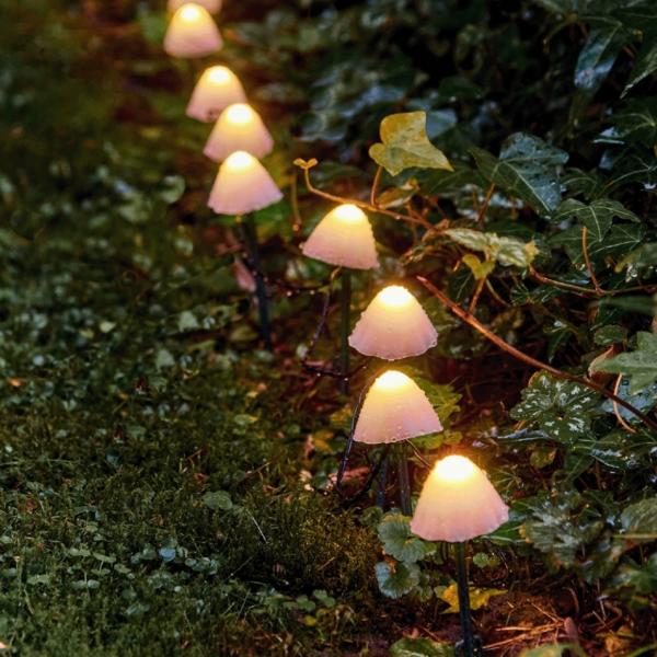 Gartenbeleuchtung „Pilz“ – batteriebetriebene LED, 380 cm