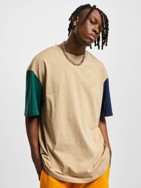 bequemes Urban Classics Herren T-Shirt Oversize 200 g/m&sup2; mit Baumwolle Beige