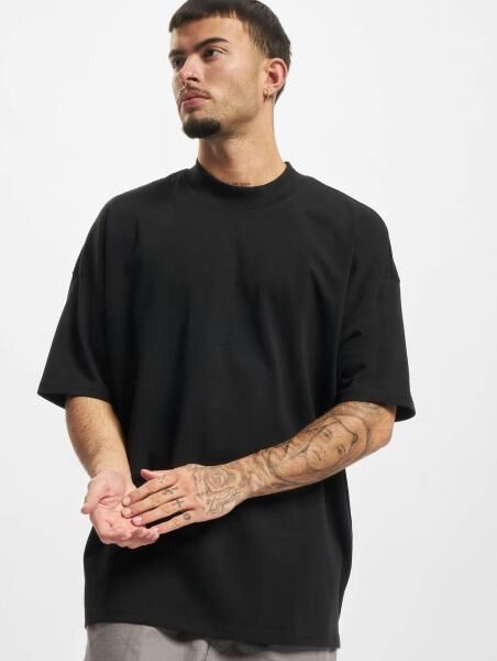 bequemes URBAN CLASSICS Herren T-Shirt Oversize 220 g/m&sup2; mit Baumwolle Schwarz