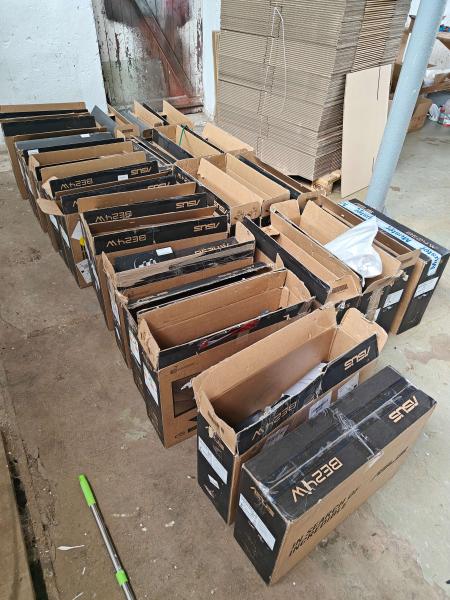 Konvolut 27x ASUS Business-Monitor BE24WQLB 24 Zoll – DEFEKT – Ersatzteilspender, nur Gewerbe