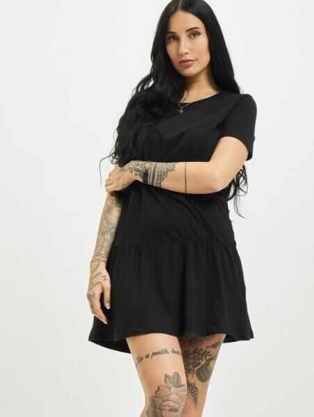 l&auml;ssiges Urban Classics Damen T-Shirt 180 g/m&sup2; mit Baumwolle Schwarz