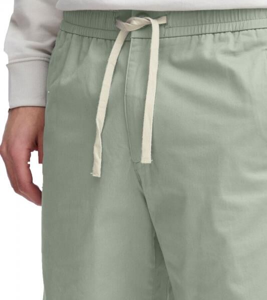 CASUAL FRIDAY Sigge Herren Freizeit-Bermuda Chino-Hose mit Gummibund Baumwoll-Shorts kurze Hose 20505130 185806 Gr&uuml;n