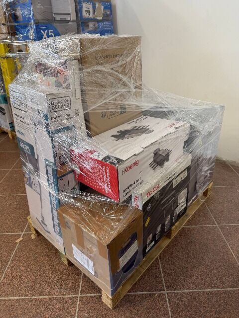 KITCHEN & FLOOR CARE APPLIANCES - AMAZON RETURNS FOR RESALE – 75% BELOW RETAIL – UNTESTED – 12 ITEMS – 69,47€/ITEM - 7,31€/KG - P75817, KF