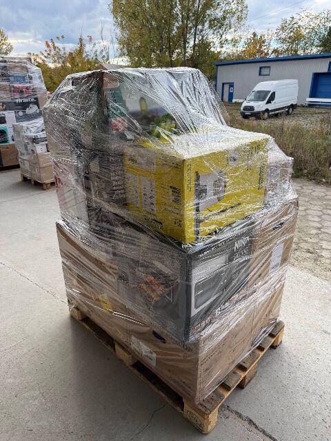 KITCHEN & FLOOR CARE APPLIANCES - AMAZON RETURNS FOR RESALE – 75% BELOW RETAIL – UNTESTED – 15 ITEMS – 49,09]€/ITEM - 5,04€/KG - P10948, KF
