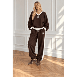 24857-25216-Lu – Women's Jogging Set with Contrast Details