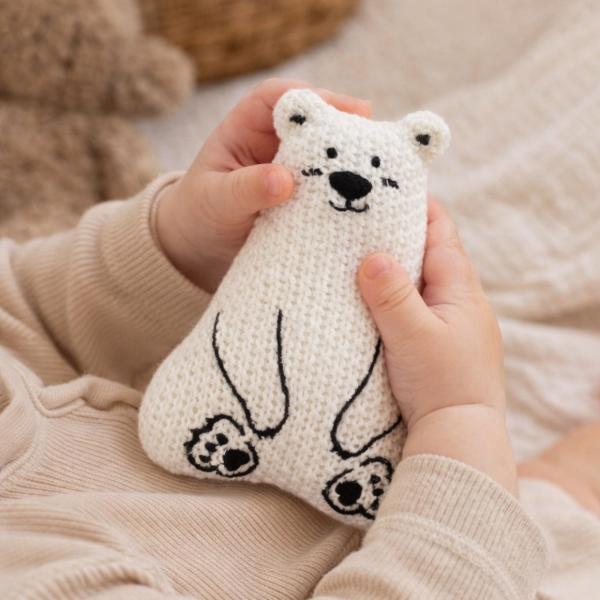 Knuffel rammelaar ijsbeer wit 12 cm