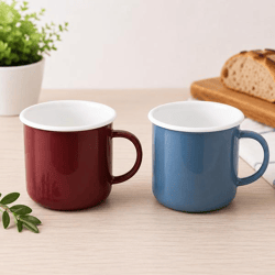 Klassischer KRÜGER Emaille-Becher 350 ml 8 cm Robuster Trinkbecher aus emailliertem Stahl Hitzebeständig Lebensmittelecht Petrolblau/Wei