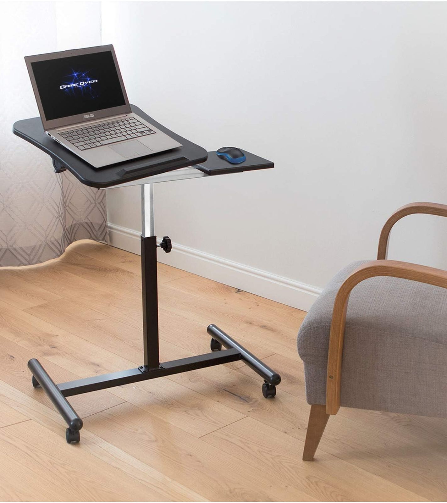 Tatkraft Vanessa Laptop-Tisch h&ouml;henverstellbarer Arbeits-Tisch mit Mausablage 360 Grad drehbare R&auml;der Bett-Tisch 40x45cm 13582 Schwarz