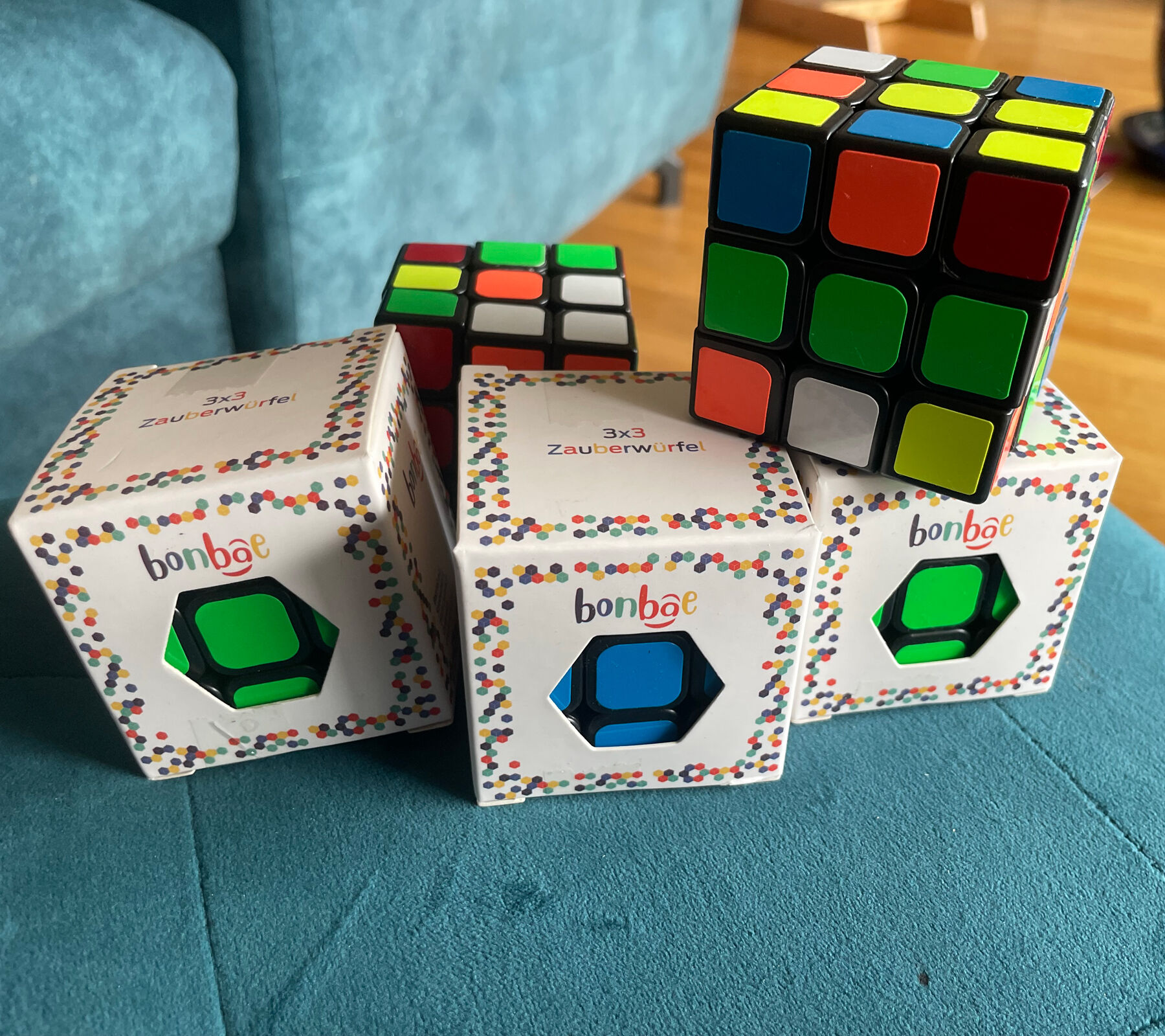 bonbae&nbsp;Zauberw&uuml;rfel 3x3 f&uuml;r Kinder und Erwachsene Puzzle-Spiel f&ouml;rdert Konzentration Logik und Geschick Lern-Spiel Schwarz/Bunt