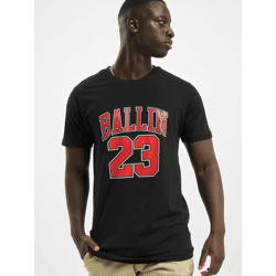 lässiges Mister Tee Herren T-Shirt 180 g/m² mit Baumwolle Schwarz