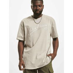 bequemes Urban Classics Herren T-Shirt Oversize 200 g/m² mit Baumwolle Grau