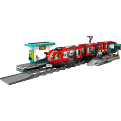 LEGO® City 60423 - Straßenbahn mit Haltestelle (811 Teile)